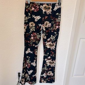 New Sadie & Sage velvet plush flare leggings Size L